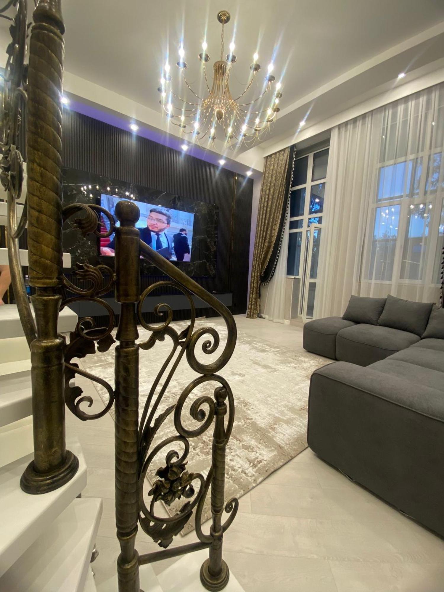 Arman Deluxe Appartement Karagandy Buitenkant foto